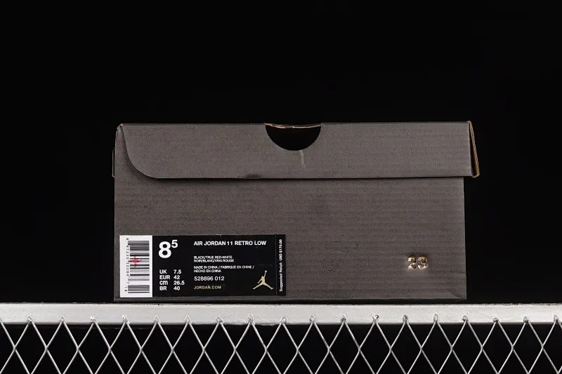 All categories Air Jordan Jordan series basketball shoes Air Jordan 11 #ZG version Air Jordan 11 Low Bred AJ11 Joe 11 patent leather black and red low-top basketball shoes 528896-012